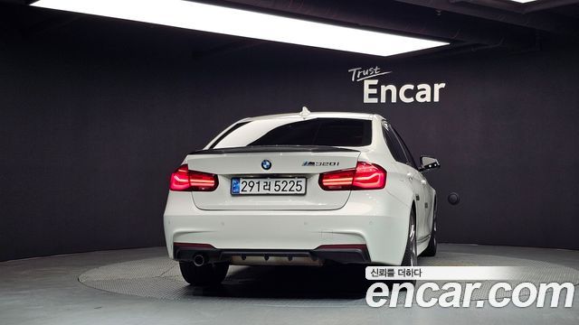 BMW 3-Series из Кореи Encar