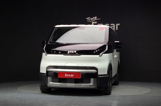 Kia PV5 Passenger 5 Seater Plus — пробег 2 421 км — фото 3 из 5