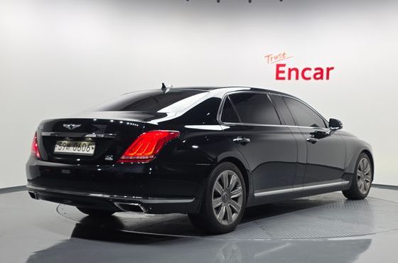 Genesis EQ900 5.0 GDI AWD Limousine Prestige — пробег 304 919 км — фото 2 из 5