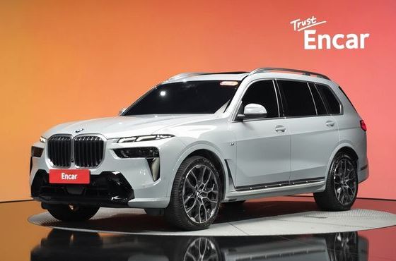 BMW X7 xDrive 40i M Sport 6STR — пробег 29 904 км — фото 1 из 5