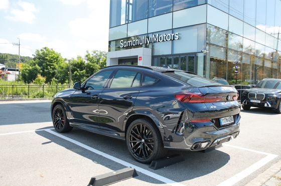 BMW X6 xDrive40d M Sport Online Exclusive — пробег 4 001 км — фото 2 из 5