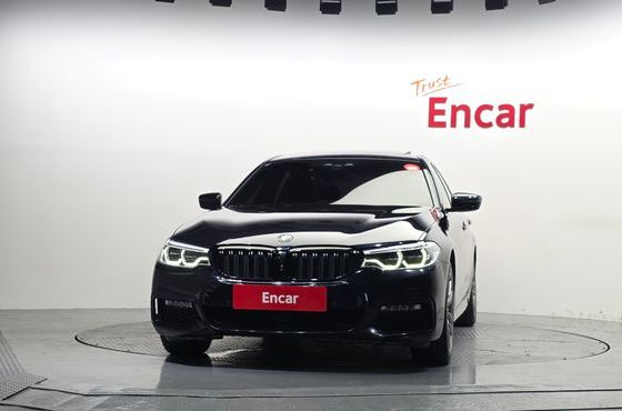 BMW 5-Series 520d xDrive M Sport Package Plus — пробег 113 243 км — фото 3 из 5