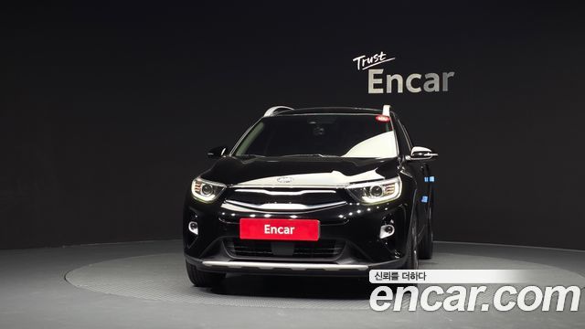 Kia Stonic из Кореи Encar