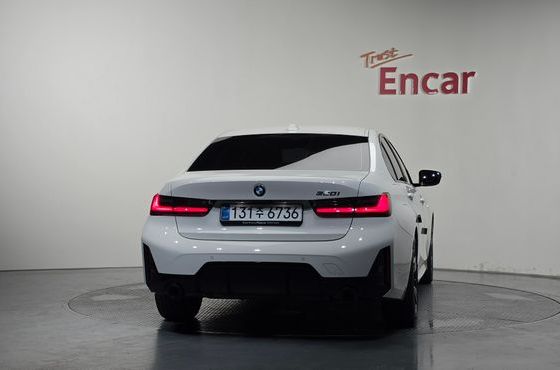 BMW 3-Series 320i M Sport — пробег 17 555 км — фото 4 из 5