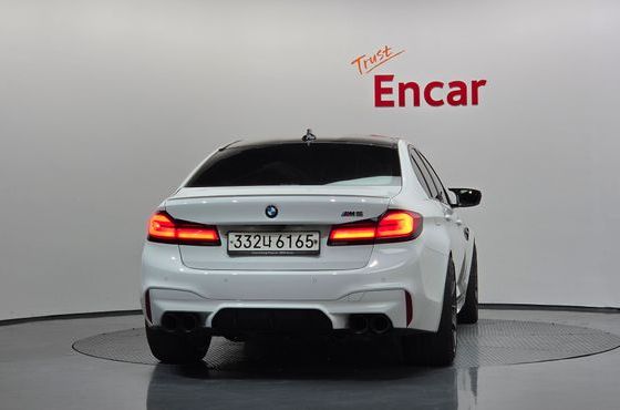 BMW M5 M5 Sedan — пробег 71 131 км — фото 4 из 5