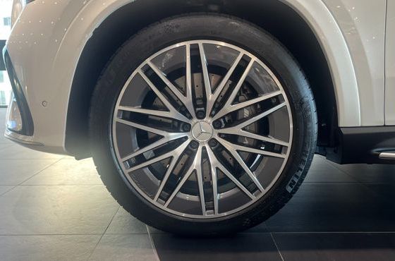 Mercedes-Benz GLE-Class AMG GLE53 4MATIC+ — пробег 325 км — фото 5 из 5
