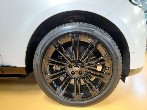 Land Rover Range Rover P530 Autobiography Long Wheel Base — пробег 37 000 км — фото 4 из 5