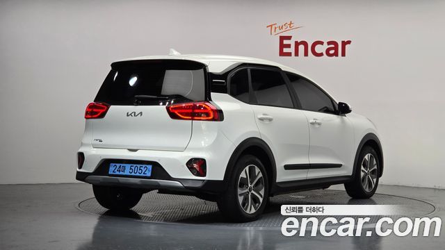 Kia Niro Air — пробег 116 569 км — фото 2 из 5