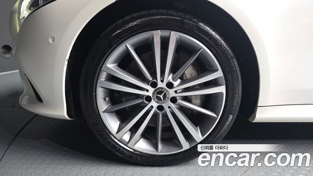 Mercedes-Benz CLS-Class из Кореи Encar