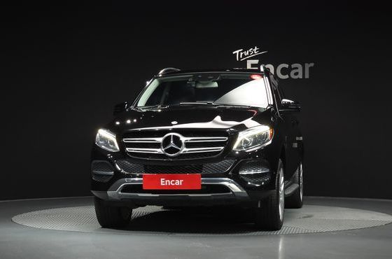 Mercedes-Benz GLE-Class GLE350 d 4MATIC — пробег 186 211 км — фото 3 из 5