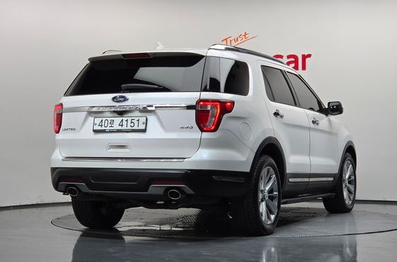 Ford Explorer 3.5 Limited 4WD 5th — пробег 92 236 км — фото 2 из 5