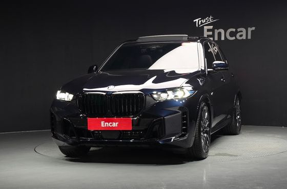 BMW X5 xDrive 40i M Sport — пробег 8 225 км — фото 3 из 5