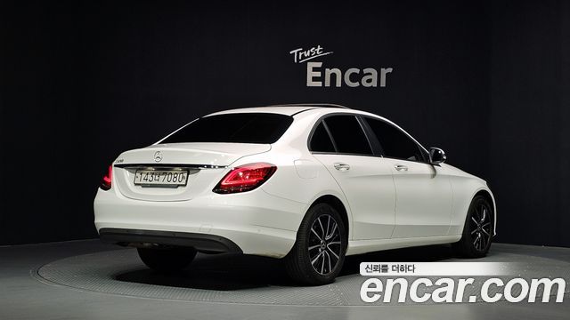 Mercedes-Benz C-Class из Кореи Encar