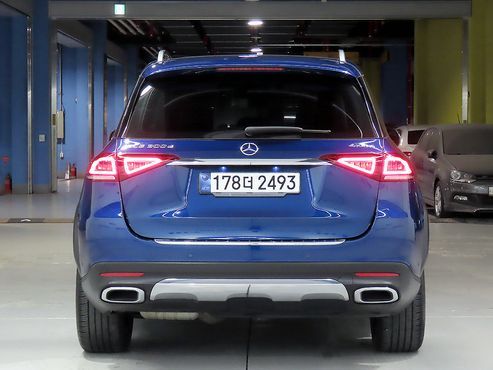 Mercedes-Benz GLE-Class GLE300d 4MATIC — пробег 88 373 км — фото 4 из 5