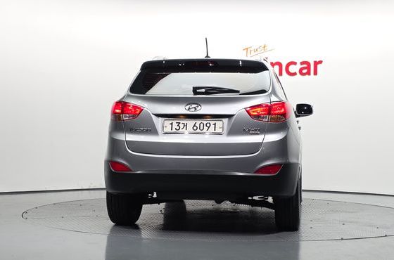 Hyundai Tucson Diesel 2WD LX20 Luxury — пробег 48 141 км — фото 4 из 5
