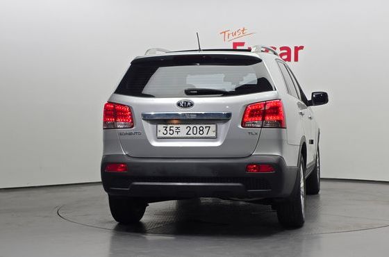 Kia Sorento Diesel 2.0 2WD TLX High-Deluxe — пробег 102 685 км — фото 4 из 5