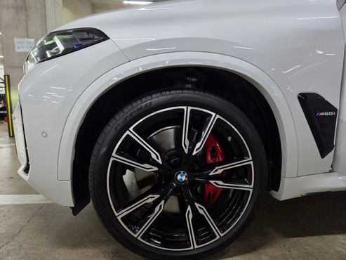 BMW X5 M60i — пробег 6 104 км — фото 5 из 5