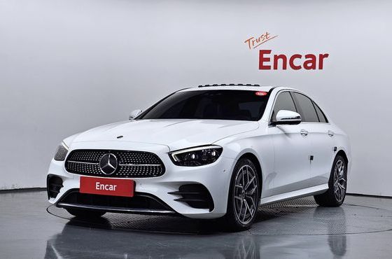 Mercedes-Benz E-Class E220d 4MATIC AMG Line — пробег 75 571 км — фото 1 из 5