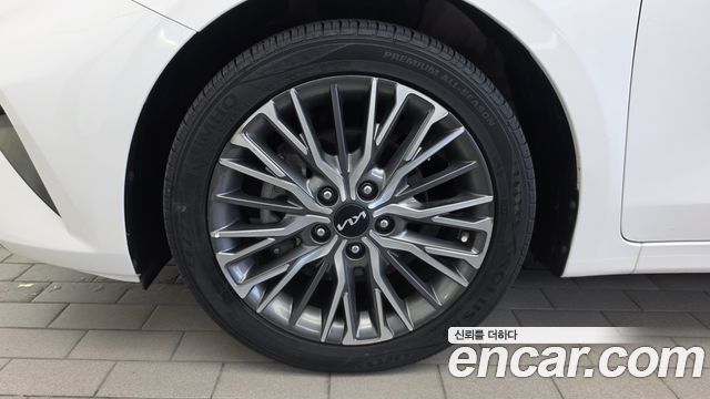 Kia K3 из Кореи Encar