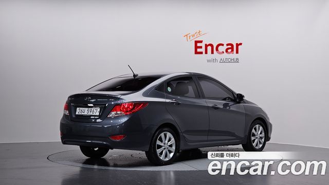 Hyundai Accent Diesel 1.6 VGT Premier — пробег 64 310 км — фото 2 из 5
