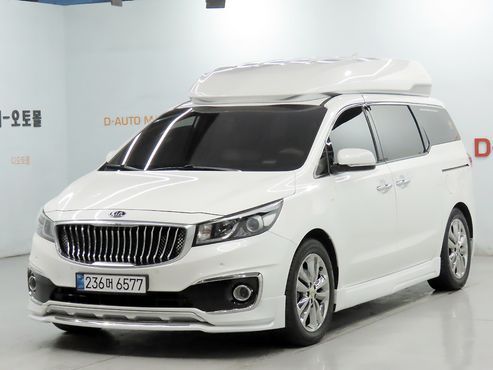 Kia Carnival 9-seater Hi-Limousine Prestige — пробег 112 000 км — фото 2 из 5