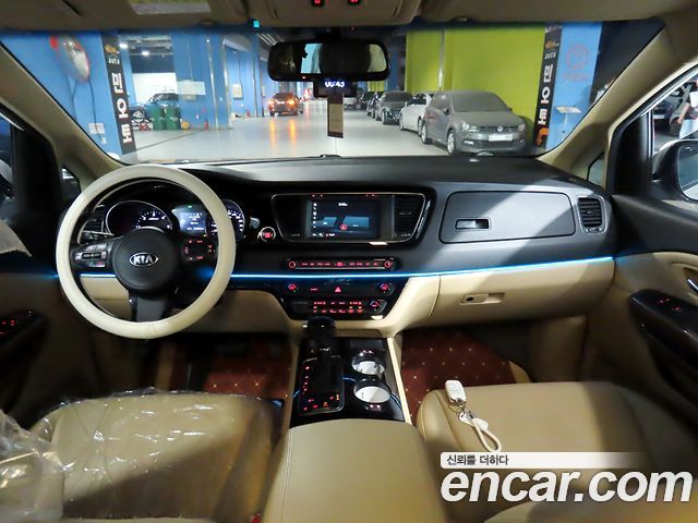 Kia Carnival из Кореи Encar