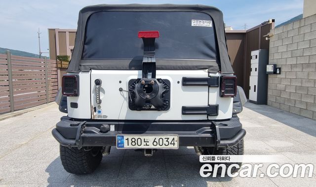 Jeep Wrangler 2.8 Diesel Rubicon 2Door — пробег 172 266 км — фото 4 из 5