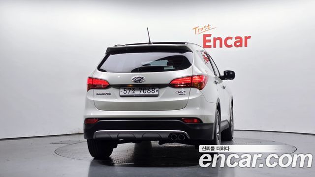 Hyundai Santafe Diesel(e-VGT) 2.0 4WD Premium — пробег 103 274 км — фото 4 из 5