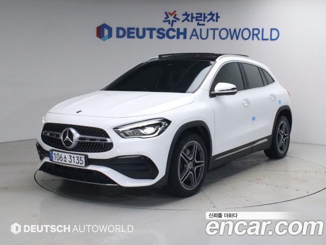 Mercedes-Benz GLA-Class GLA250 4MATIC — пробег 68 783 км — фото 1 из 5