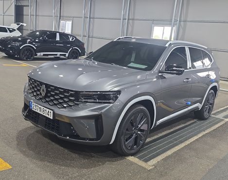 Renault (Samsung) Grand Koleos 1.5 E-TECH Iconic 2WD — пробег 4 км — фото 1 из 5