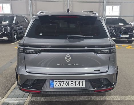 Renault (Samsung) Grand Koleos 1.5 E-TECH Iconic 2WD — пробег 4 км — фото 2 из 5