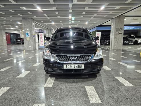 Kia Carnival New Carnival Limousine President — пробег 167 751 км — фото 1 из 5