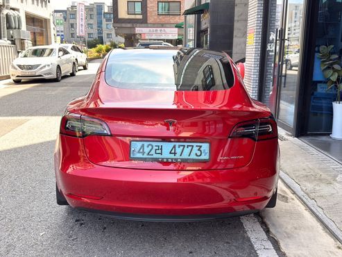 Tesla Model 3 Long Range AWD — пробег 118 000 км — фото 4 из 5