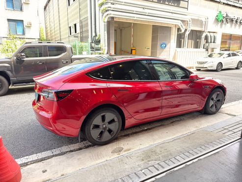 Tesla Model 3 Long Range AWD — пробег 118 000 км — фото 5 из 5
