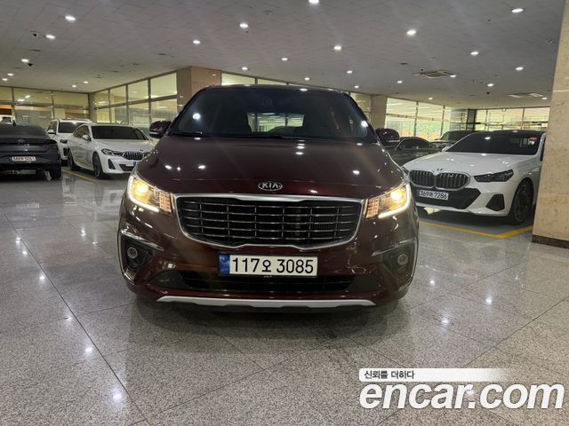 Kia Carnival из Кореи Encar