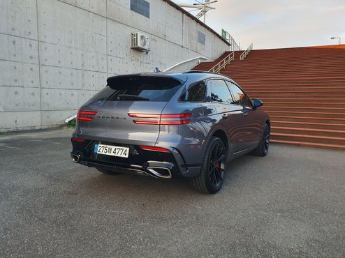 Genesis GV70 3.5T Gasoline AWD — пробег 4 300 км — фото 2 из 5