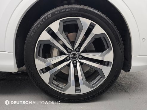 Audi Q8 55 TFSI Quattro Premium — пробег 24 973 км — фото 5 из 5
