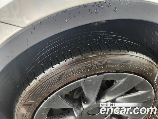 Tesla Model Y Long Range AWD — пробег 158 020 км — фото 5 из 5