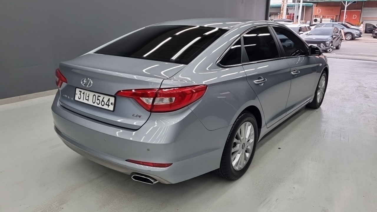 Hyundai Sonata 2.0 Style Special — пробег 115 000 км — фото 2 из 5