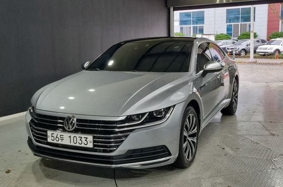 Volkswagen Arteon 2.0 TDI Premium — пробег 106 062 км — фото 1 из 5