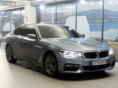 BMW 5-Series 530i xDrive M Sport Package — пробег 65 414 км — фото 1 из 5