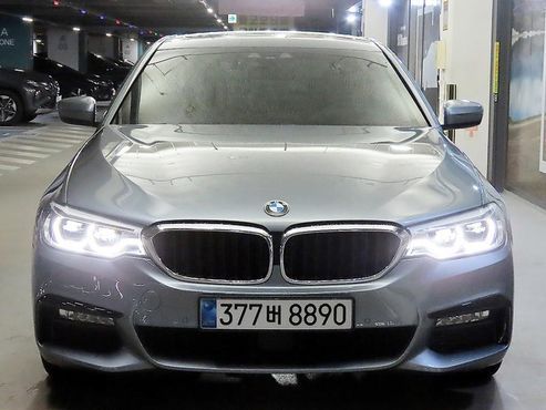 BMW 5-Series 530i xDrive M Sport Package — пробег 65 414 км — фото 2 из 5