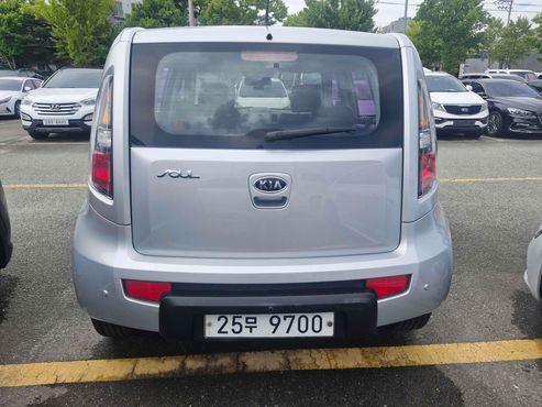 Kia Soul Gasoline 1.6 Smart — пробег 67 679 км — фото 2 из 5
