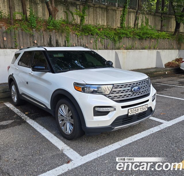 Ford Explorer 2.3 LimIted 4WD — пробег 140 400 км — фото 1 из 5