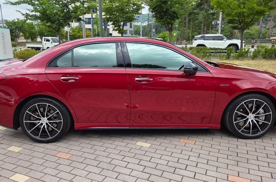 Mercedes-Benz A-Class AMG A35 S AMG 4MATIC Sedan — пробег 20 000 км — фото 5 из 5
