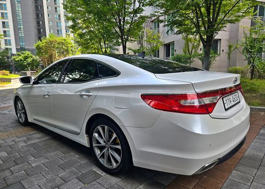 Hyundai Grandeur HG220 Diesel Premium — пробег 221 183 км — фото 4 из 5