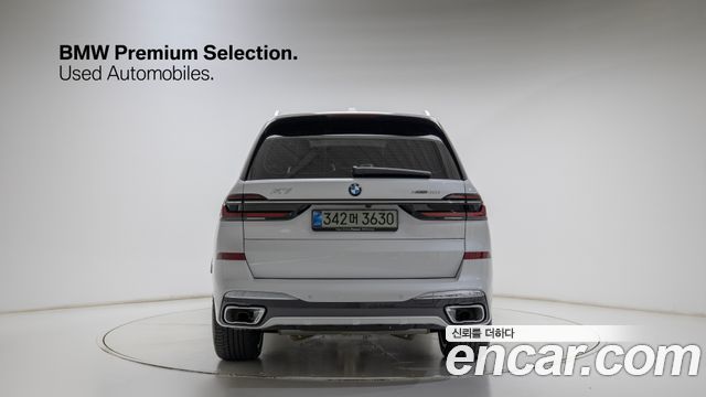 BMW X7 xDrive 40i M Sport 6STR — пробег 4 237 км — фото 4 из 5