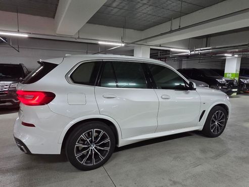 BMW X5 xDrive 30d M Sport — пробег 109 000 км — фото 2 из 5