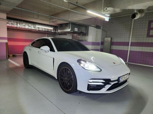 Porsche Panamera 2.9 AWD — пробег 50 222 км — фото 5 из 5