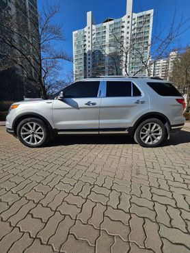 Ford Explorer 3.5 Limited 4WD 5th — пробег 257 000 км — фото 3 из 5